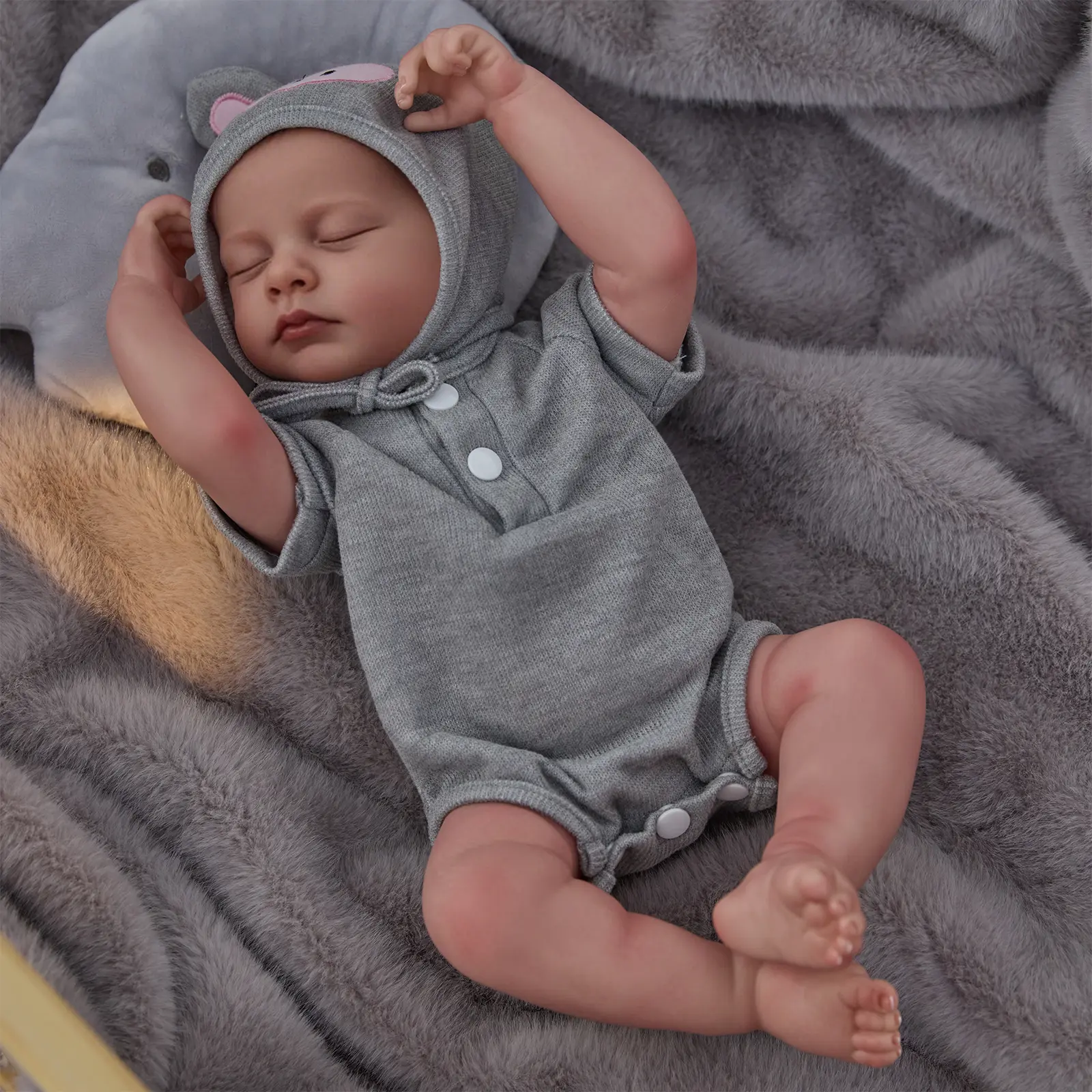 DEARBEI Realistic Reborn Baby Dolls - 18 Inch Real Life Baby Girl, Lifelike Hispanic Doll with Anatomically Correct, Newborn Baby with Full Body Vinyl for Kids Age 3+ Gift