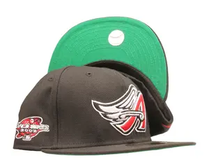 New Era 59Fifty Men Fitted Hat Black Anaheim Angels 2002 World Series Green Undervisor