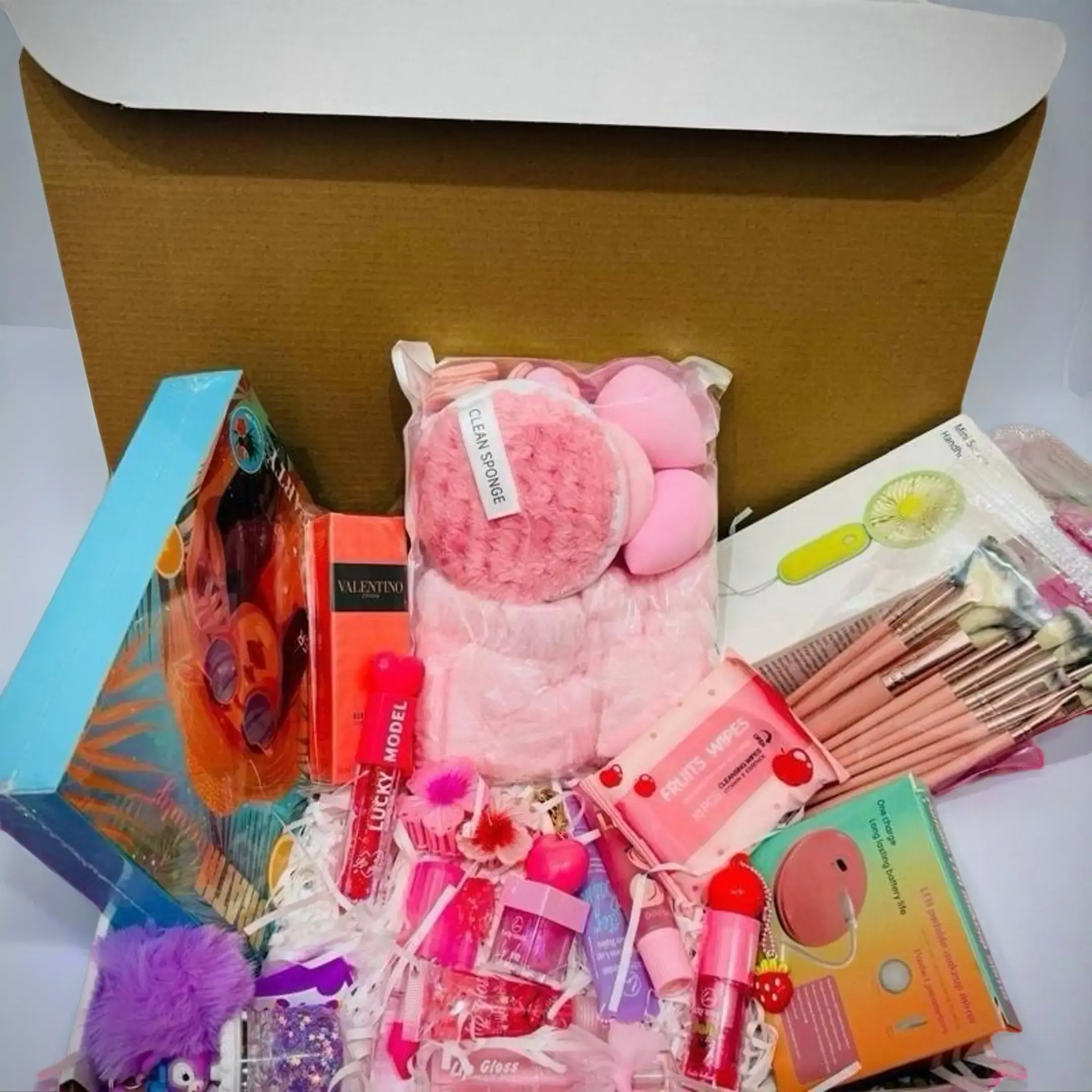 Pink Paradise Beauty Box – Makeup Accessories, Lip Gloss, Makeup Brushes & Self-Care Gift Set