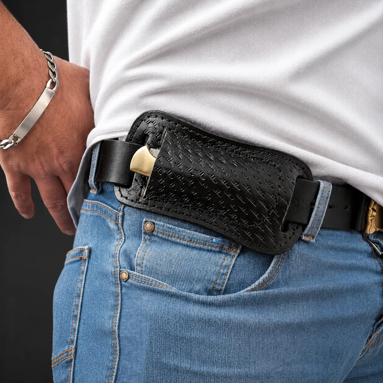 Genuine Leather Handmade Horizontal Sheath - Unisex Adults' 5-Inch Engraved Folding Tool Holder, Belt Carry EDC Belt Pouch for Tool Storage