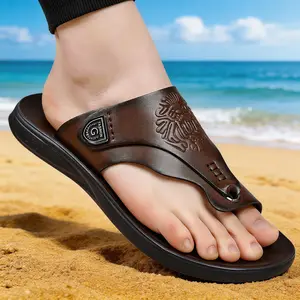 Men's Summer Fashion Sandal, Stylish Slipper with Anti-Slip Sole, Premium Vegan Leather Outdoor Beach Shoe for Outdoor Entertainment & Beach Casual Wear, Quick Dry Sandals for Indoor Use / flip flops men