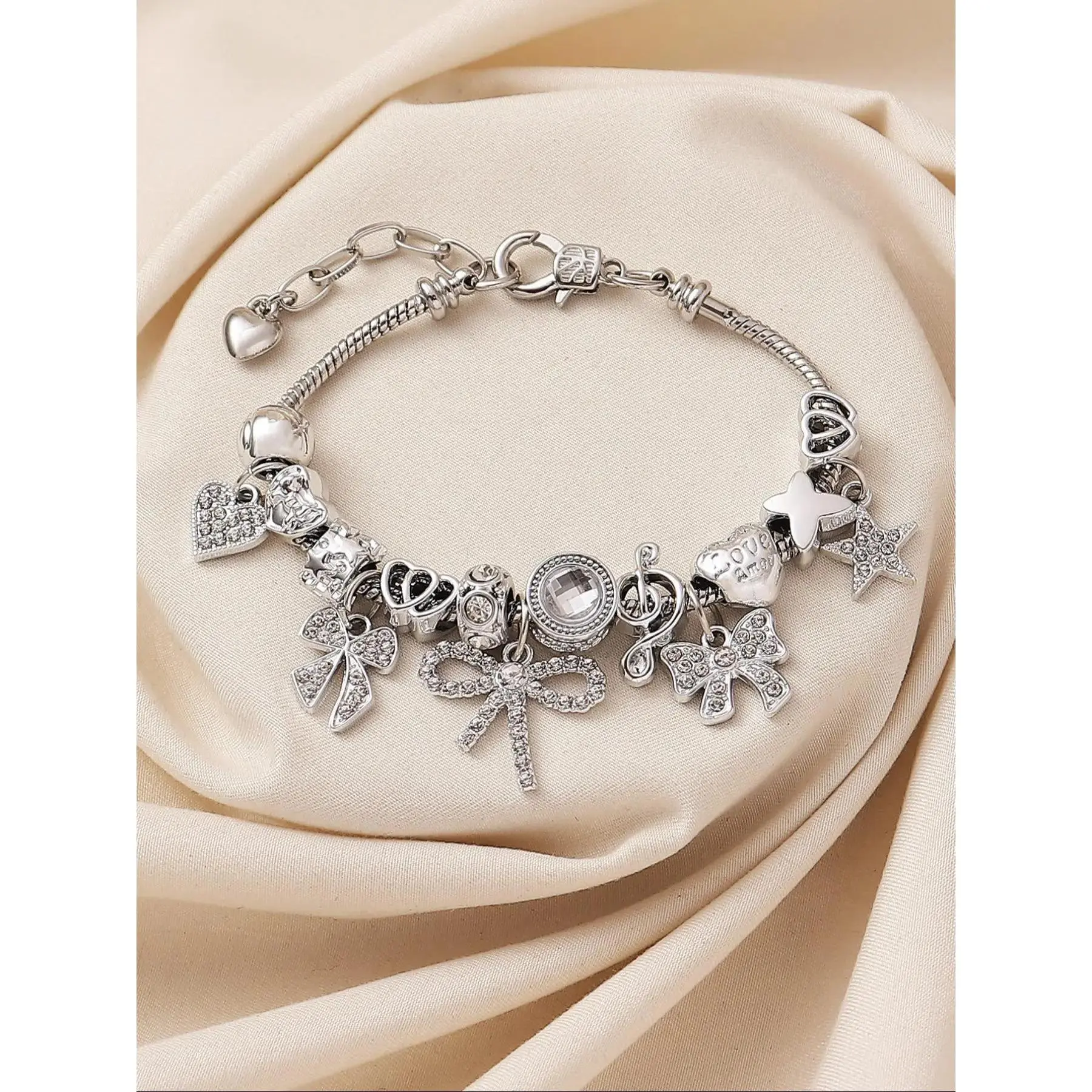 Women's Elegant Bow & Heart Design Charm Bracelet, Exquisite Trendy Charm Bracelet, Fashionable Jewelry for Women & Girls As Gift, Adjustable Bracelet, Heart Shaped Bracelet, Rhinestone Bracelet, Adjustable Copper Bracelet