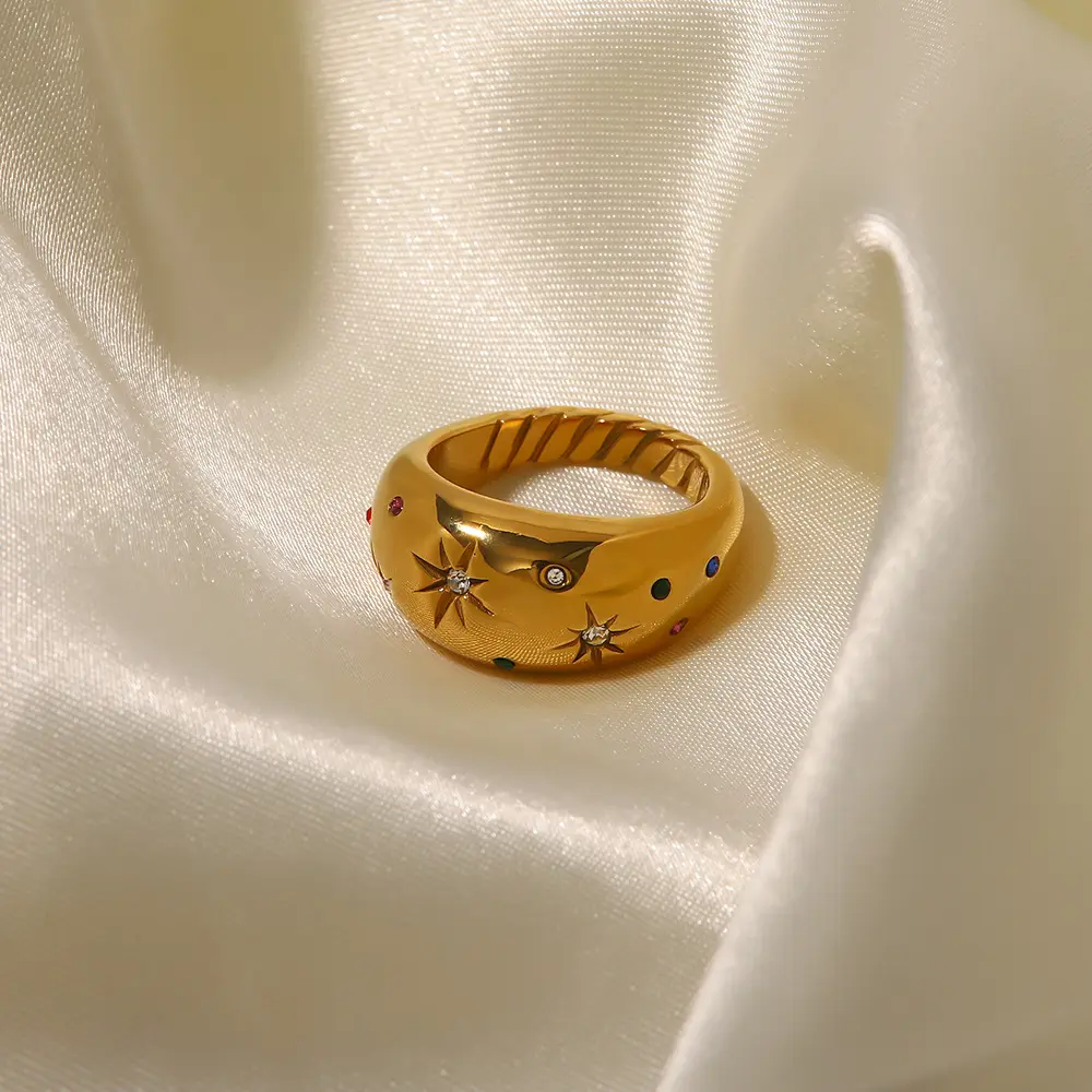 Hexagram zircon ring