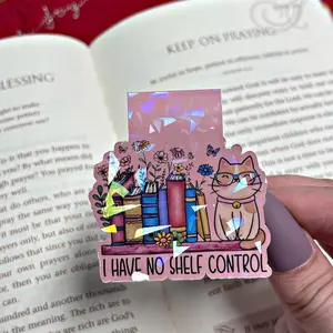 Cute Cat Magnetic Bookmark - Non-Damaging & Holographic Finish for Book Lovers