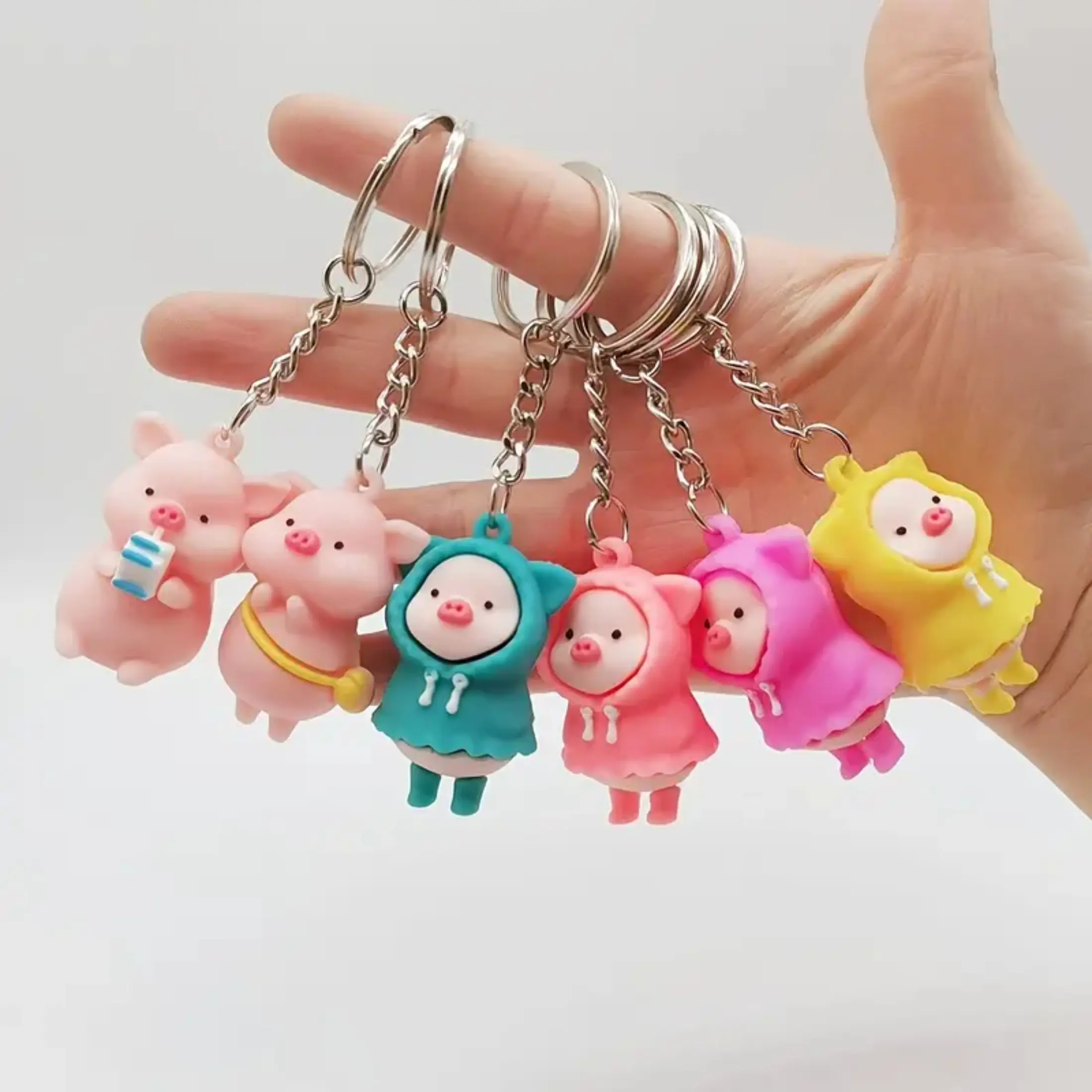 6PCS New cute and cute pig doll key ring Holiday party small gift key ring Cute Keychain