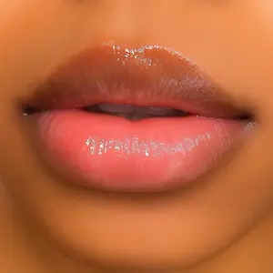 I’m Gifted Transparent High Shine Lip Gloss - Hydrating Long-lasting Glossy Finish with Sunflower Seed Butter & Jojoba Seed Oil for Smooth Moisturized Lips