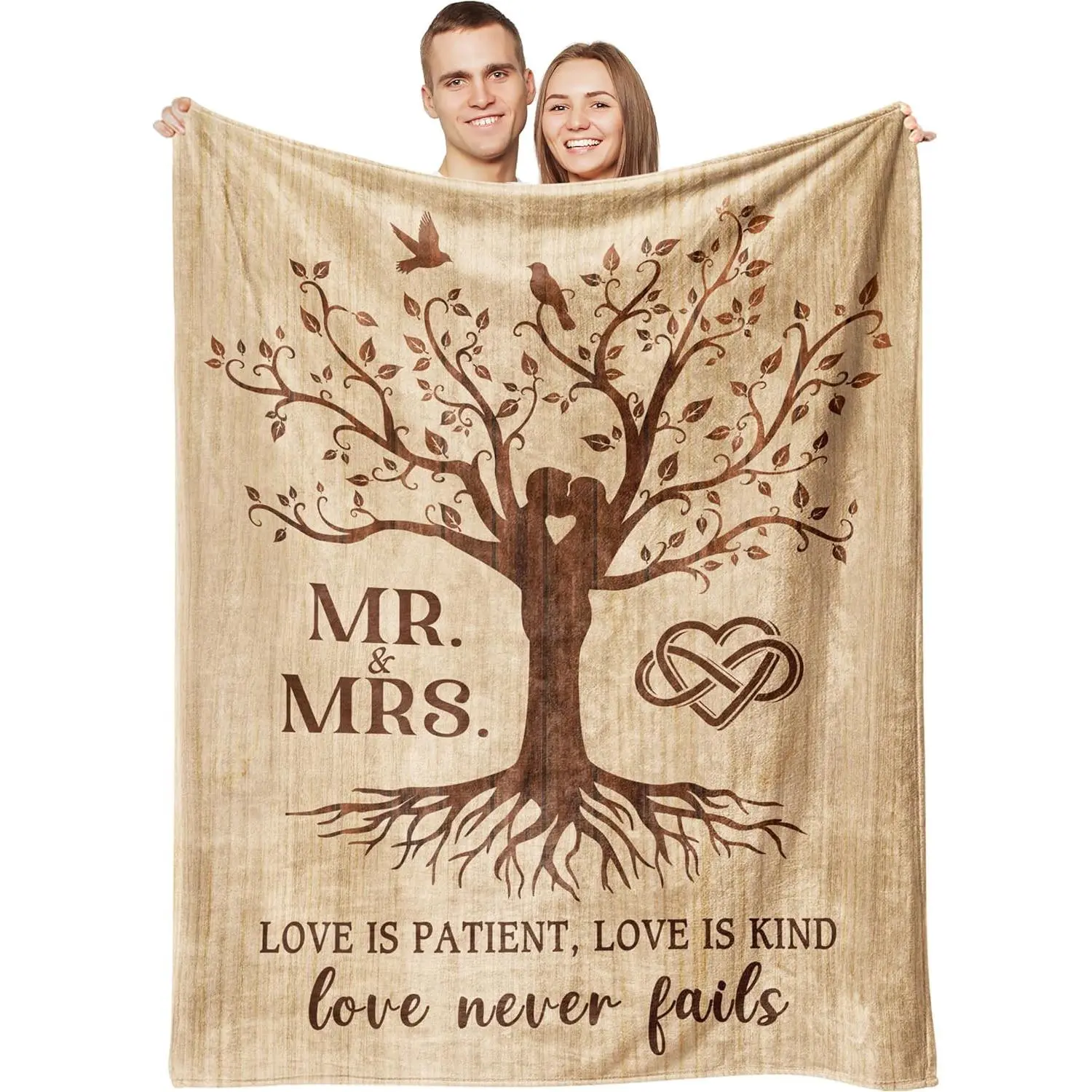 Wedding Gifts for Couples 2026, Soft Flannel Wedding Blanket, Mr and Mrs Couple, Bridal Shower Gift for Bride, The Marriage Newly Wed Gift for The Couple