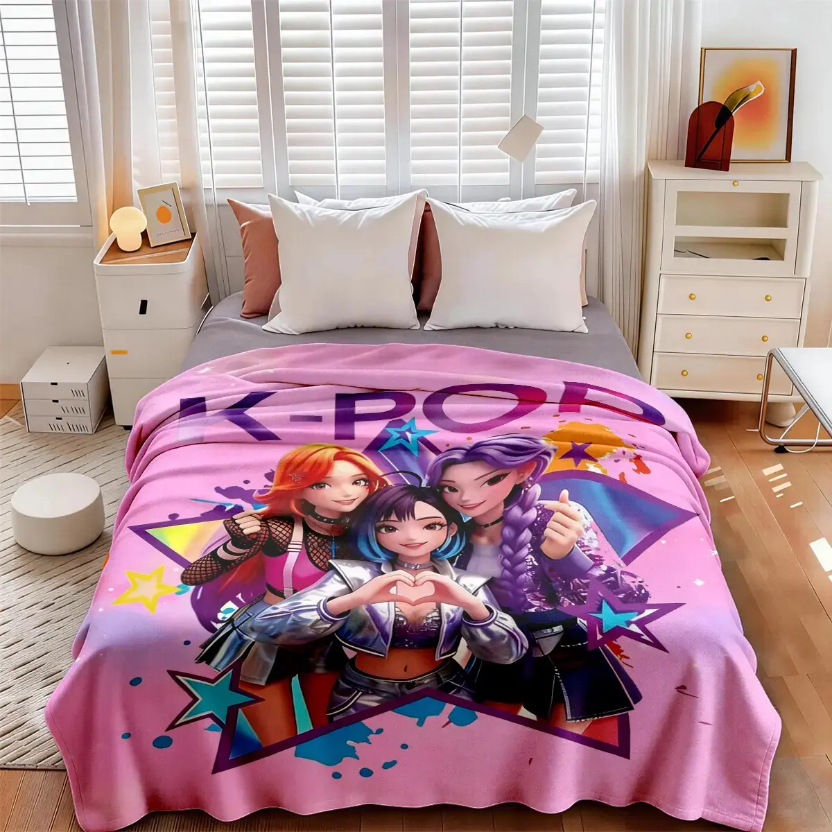 K-pop girl group illustration flannel blanket, soft and comfortable, large size, lightweight and breathable, suitable for all seasons—an ideal choice for bed, sofa, office, camping, and travel.