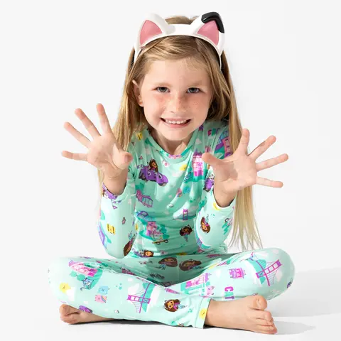 Gabby's Dollhouse Francisco Cat Bamboo Boys' Long Sleeve Pajama Outfit - Stretchy 95% Rayon, Snug Fit, Cute Pajamas, All Over Print, All Seasons Sleepwear