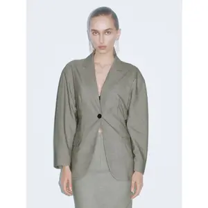 URBAN REVIVO 2026 Spring Women's Chic Fitted Minimalist Elegant Notched Lapel Polyester-Linen Fabric Blazer Jacket, Long-Sleeve Button-Up 1-Piece Suit Outerwear Clothes UWG140147