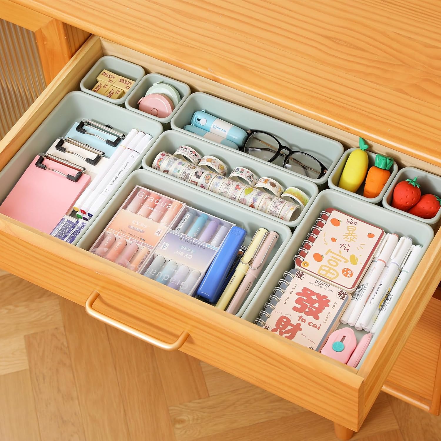 16 Pcs Plastic Drawer Organizer Set 3-Size Versatile Drawer Divider Trays Vanity Storage Bins for Makeup Jewelry Utensils Gadgets Kitchen Bedroom Bathroom Office Green&Purple