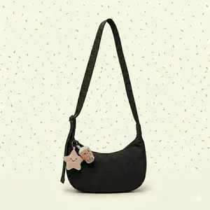 Baggu Nylon Crescent Bag Guide: Medium vs Small Size Comparison | Perfect Crossbody for Travel, Work & Everyday Lifestyle