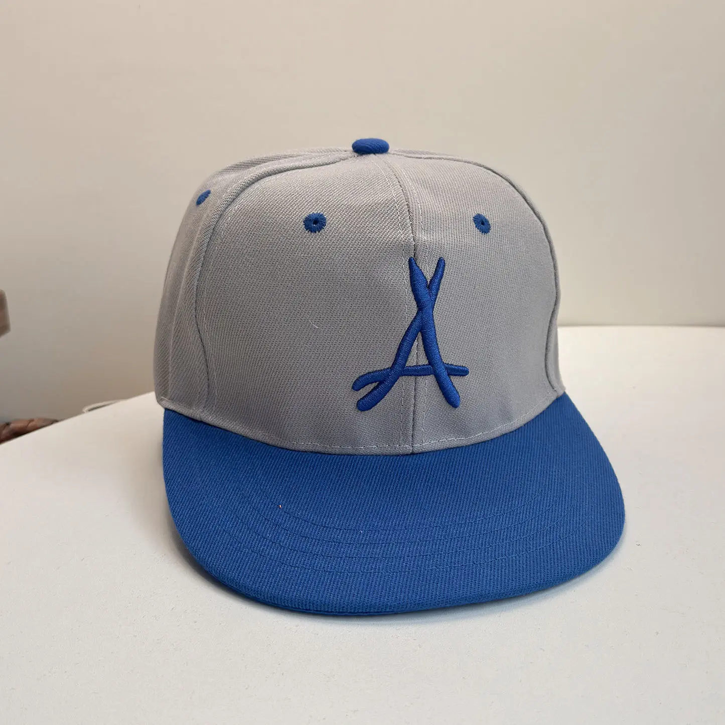 Triangle - royal blue