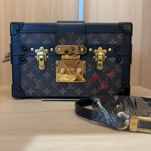 Pre-owned Louis Vuitton Petite Malle Monogram Trunk Bag