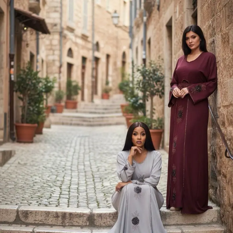 Dubai Abaya Dress - Elegant & Comfortable for Every Occasion - Expert Craftsmanship & Versatile Design - Perfect for Fashion-Forward Individuals
