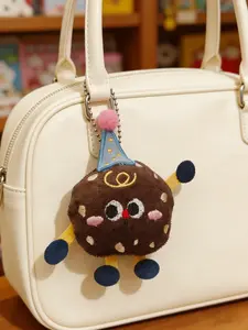 Adorable Cartoon Plush Food Keychain, Cute Cake & Cookie Charm, Soft Backpack Accessory, Perfect Gift for Food Lovers, All Seasons