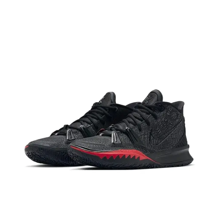 Collectibles Mid-Top Lifestyle Sneakers - Breathable Mesh Knit Upper, Multi-Tone Color Blocking, Cushioned Shock-Absorbing Midsole, Durable Rubber Traction Outsole, Brand-New Footwear for Leisure Outings, Sports Training