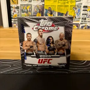 2026 Topps chrome ufc mega box