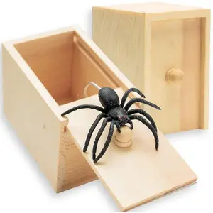 Novelty, fun and scary handmade wooden spider boxes to delight parties, the best prank toys for teens and the office, novelty decorations for Halloween, Christmas, Thanksgiving, perfect gifts
