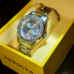 Invicta Women's Quartz Watch Silver with Diamonds - Brand New Authentic Luxury Timepiece in Original Box