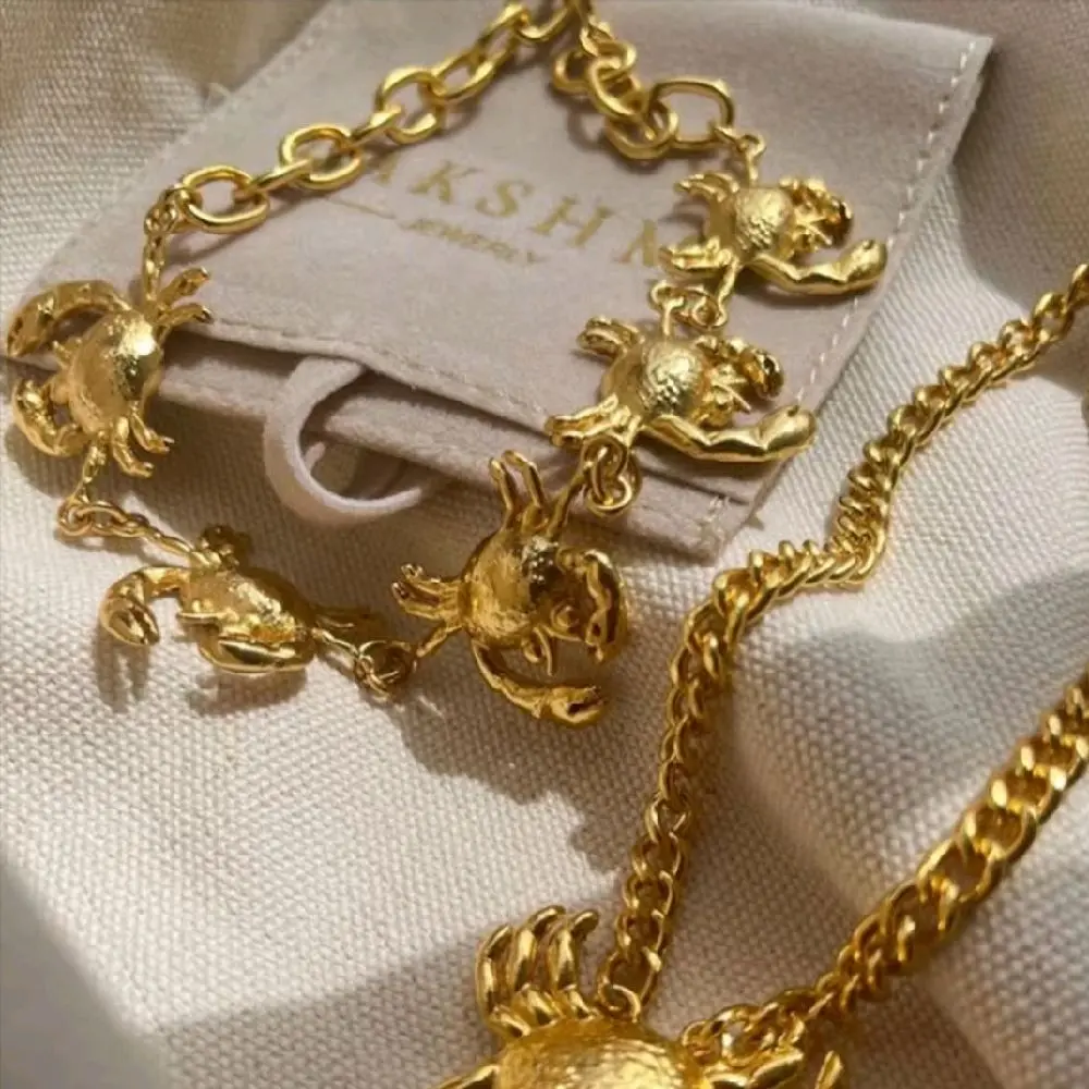 KSHM Costume Jewelry Gold-Tone Crab Charm Chain Bracelet with Unique Accents for Daily Wear or Special Occasions, Everyday Wear