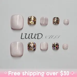 Press on Toenails Glossy Fake Toenails Pink Stick on Toenails Cat Eye Acrylic Toe Fake Nails Bling Stick on False Toenails with Design Full Cover Press-on ToeNails for Women and Girls 24pcs