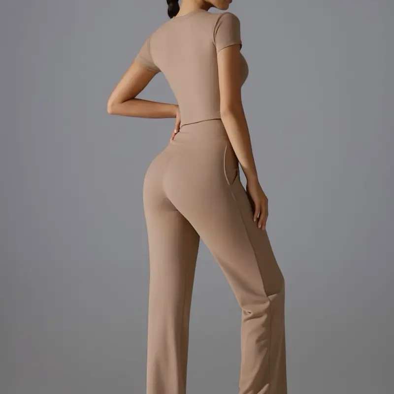 Activewear Set Soft Stretchy Gym Yoga Everyday Wear with Side Pockets Lightweight Comfy for Travel All Seasons