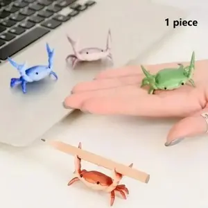 Realistic crab shaped pen holder, 1 creative cute desktop pen holder, decorative desktop decorations for office and home, desk accessories, summer gifts, office stationery supplies, room decoration, winter decoration, birthday gift, home decoration
