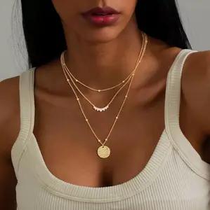 Rotnso Women's Triple-Layered O-Chain Necklace with Zircon Stones Hammered Disc Pendant Gold-Toned Plating 38cm 42cm 44cm Extender Trendy Layered Aesthetic