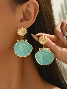Elegant Shell Earrings for Women, Statement Earrings, Long Dangle Design, Water Blue Color, Perfect Summer Beach Vacation Accessory, Fashion Jewelry, Fashionable and Stylish