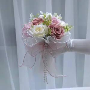 Western Outdoor Wedding Artificial Rose Handheld Bouquet, Pearl Mesh Bridal Flower Arrangement, Elegant Bride Holding Flowers, Artificial Roses Bouquet