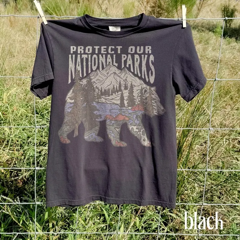 Comfort Colors National Parks Bear Graphic Tee, Vintage Wildlife Conservation TShirt, Retro Mountain Forest Nature Aesthetic Top