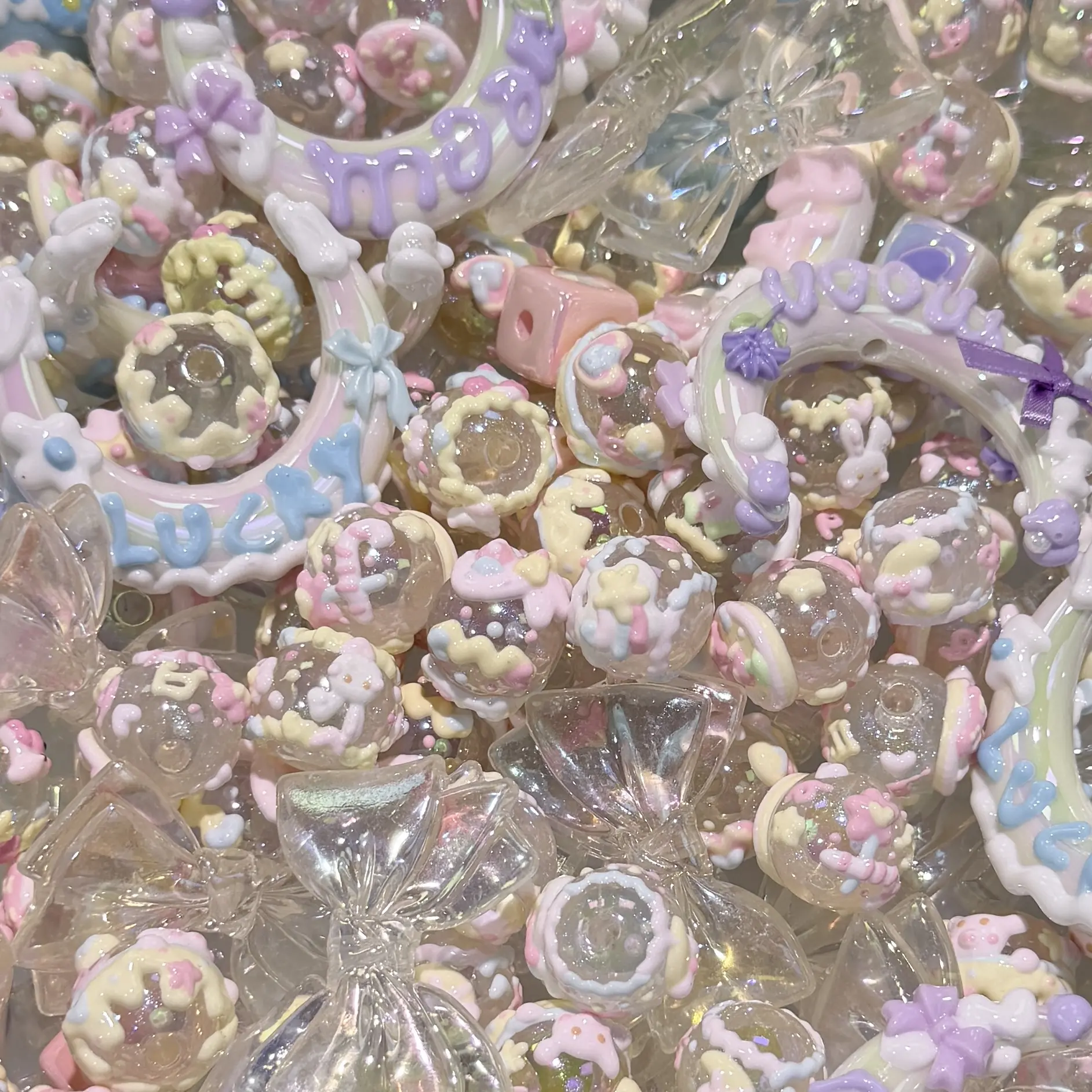 High-quality Hand-painted Beads for DIY Mobile Phone Chains Keychains and Bag Accessories in Pastel Colors