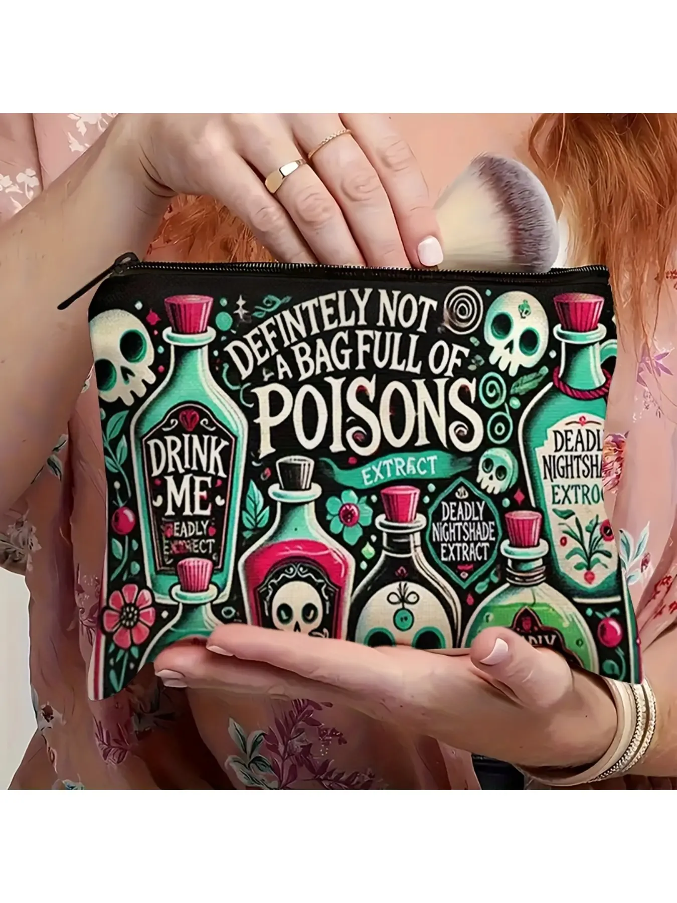 Gothic Themed Cosmetic Bag, An Interesting Design with Plant Poison Drinks, Portable Toiletries Storage Bag for Cosmetics and Beauty Skincare Products, 1 pc, The Ideal Gift for Sisters and Girlfriends, Makeup Bags