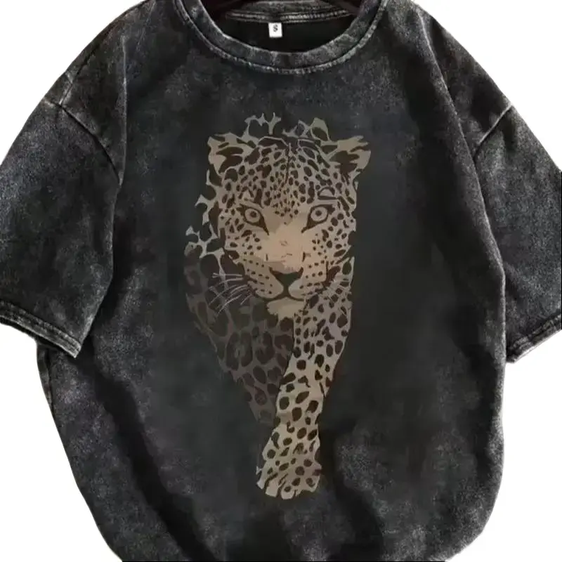 Vintage Graphic T-shirt with Gradient Leopard Print & 3D Leopard Depth, Unisex Casual Fit Streetwear in Soft Washed Cotton