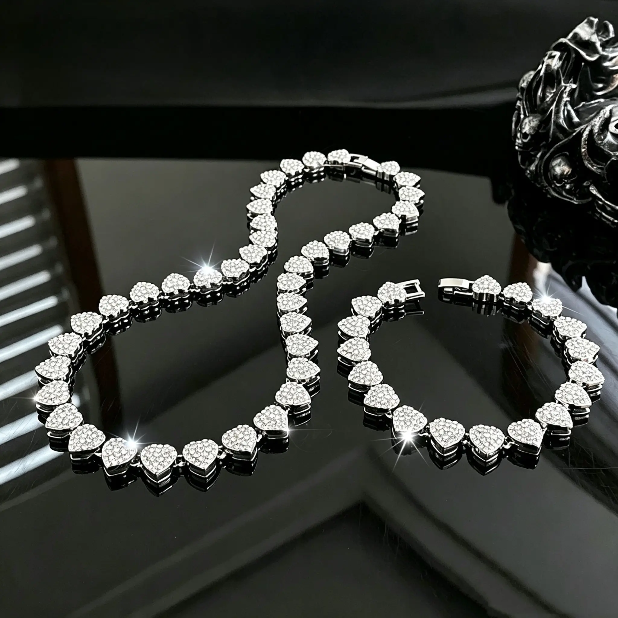2PCS Heart Shaped Cuban Chain Necklace Set, Rhinestone Choker Necklaces, Hip Hop Style Choker Set , Dainty Zirconia Cut Faux Diamond Chain for Women and Men, Luxurious Jewelry Set for Party Birthday, Everyday Wear
