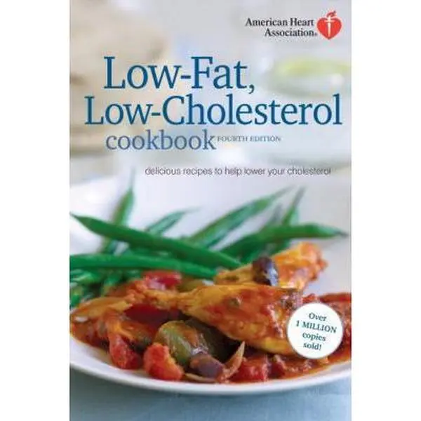 USED Book - American Heart Association Low-Fat, Low-Cholesterol Cookbook, 4th edition: Delicious Recipes to Help Lower Your Cholesterol by American Heart Association (Paperback) - english