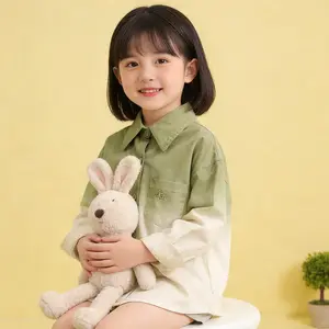 Girls' Spring and Autumn Long Sleeved Shirt Coat Gradient Fashion Top for Cooler Days Versatile for Casual & Dressy Occasions