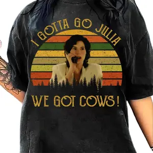 (UPDATE)I Gotta Go Julia We Got Cows! Vintage Retro Unisex T-Shirt, Hoodie, Sweatshirts, Twister Movie Shirt, Vintage Funny Men Unisex Tee, Twister Movie 1996 Inspired Tee, Funny Gift T Shirts, Dad Shirt, Gift For Dad, Fathers Day 2025