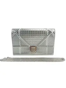 Pre-owned Dior Metallic silver leather with silver tone hardware. Shoulder Bags Christian Metallic Silver Diorama Shoulder Bag