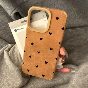 Brown small heart pattern matte sheepskin artificial leather phone case for protecting your phone from drops. Suitable for iPhone 11/12/13/11/14/16/17/15/PRO/PROMAX/PLUS/Air and other phone models.