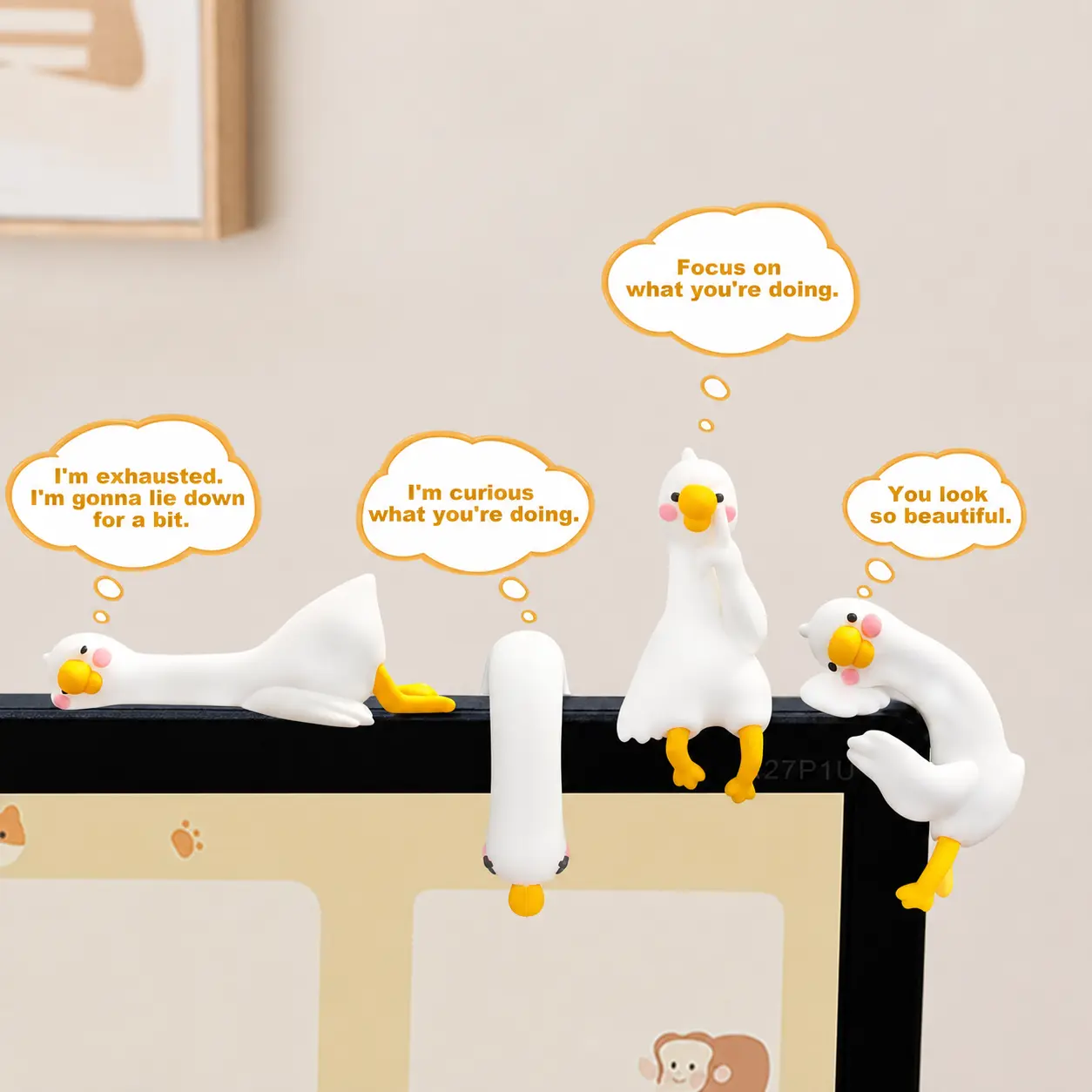4 PCS Mini Tired Lazy Duck Mini Resin Goose Figurine, Adorable Cartoon Goose Design Resin Figurines for Car Dashboard,Funny Desk/TV/Photo Frame Decorations