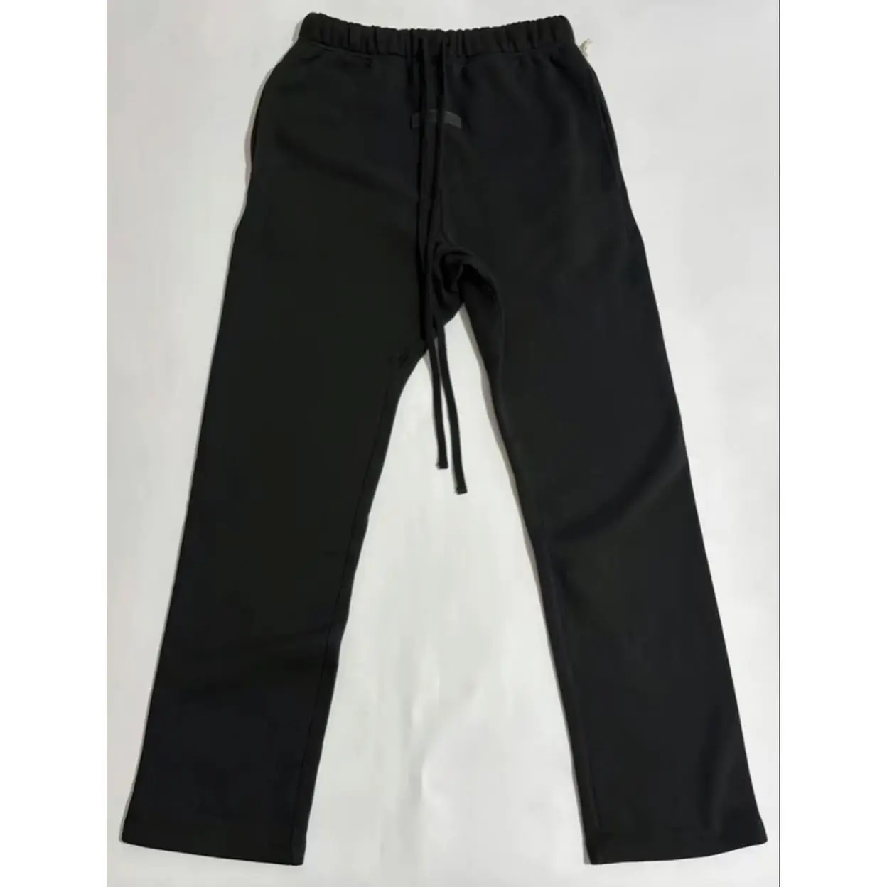 Men's Uncuffed Plain Casual Wide Leg Joggers Black Essential Sweatpants Stylish Soft Unisex Streetwear Sporty Baggy Drawstring Pants with Pockets Relaxed Oversized Fit for Lounge Athletic Use All-Seasons