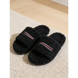 Four seasons plush slippers, suitable for both men and women – warm and soft indoor / outdoor home slippers