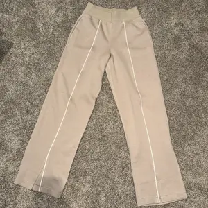 Women’s XS Spanx Pants