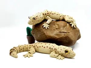 3D Printed Leopard Gecko Fidget Toy  | Articulated & Poseable | Surprise Marble Eyes | 7.3” Long!