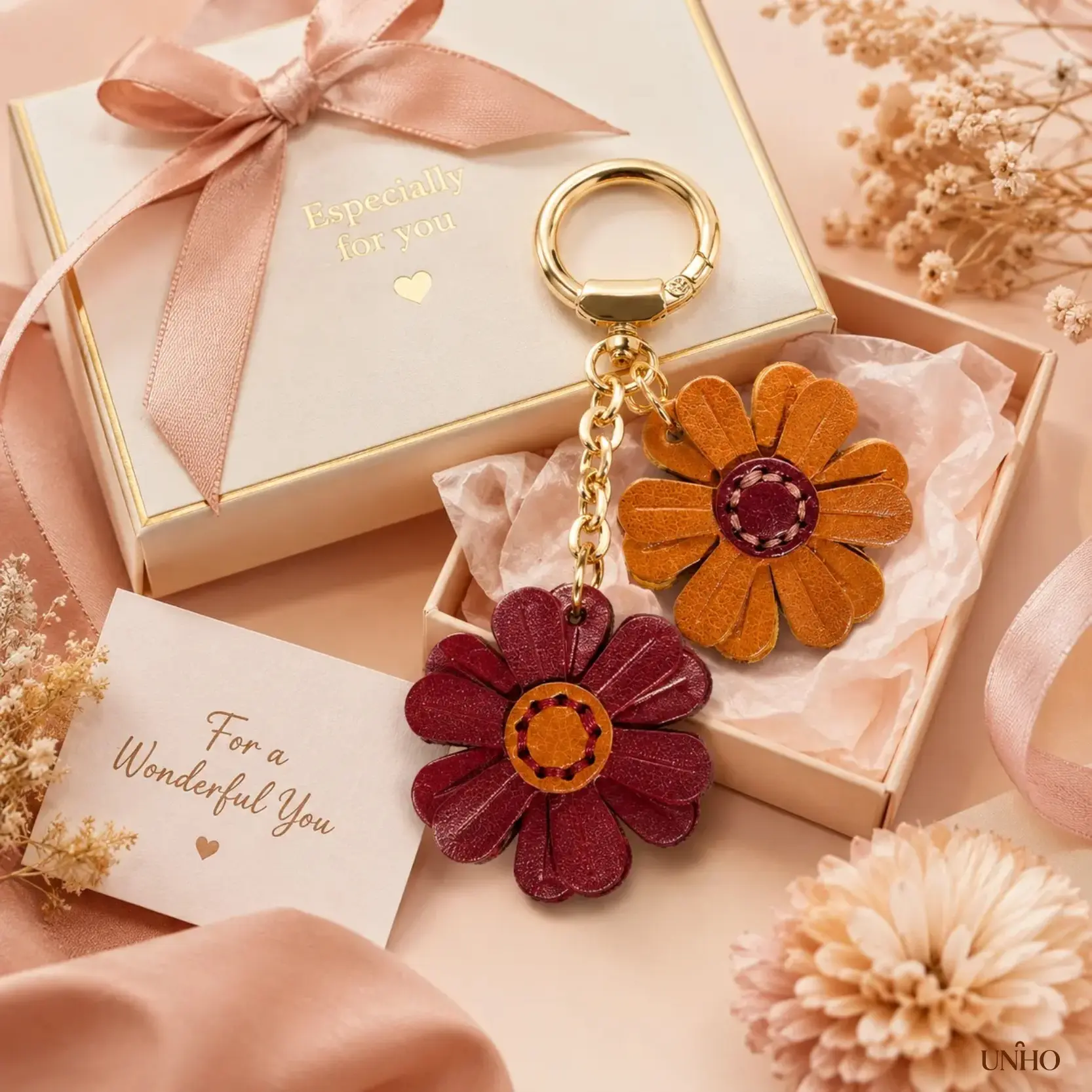 Leather Floral Key Ring For Women, Coquette Boho Bag Charm, Lightweight Purse Pendant For Tote Handbags, Summer Beach Vacation Accessory, Minimalist Stylish Daily Wear Decor, Delicate Gift Idea For Fashion Lovers