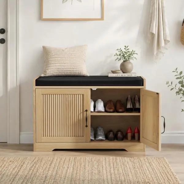 31.5" Oak Entryway Storage Bench with Double Doors & Thick Padded Cushion Seat, Modern Fluted Shoe Bench Cabinet with Hidden Compartment for Hallway, Mudroom, Foyer, Sturdy MDF Shoe Changing Bench for Small Spaces