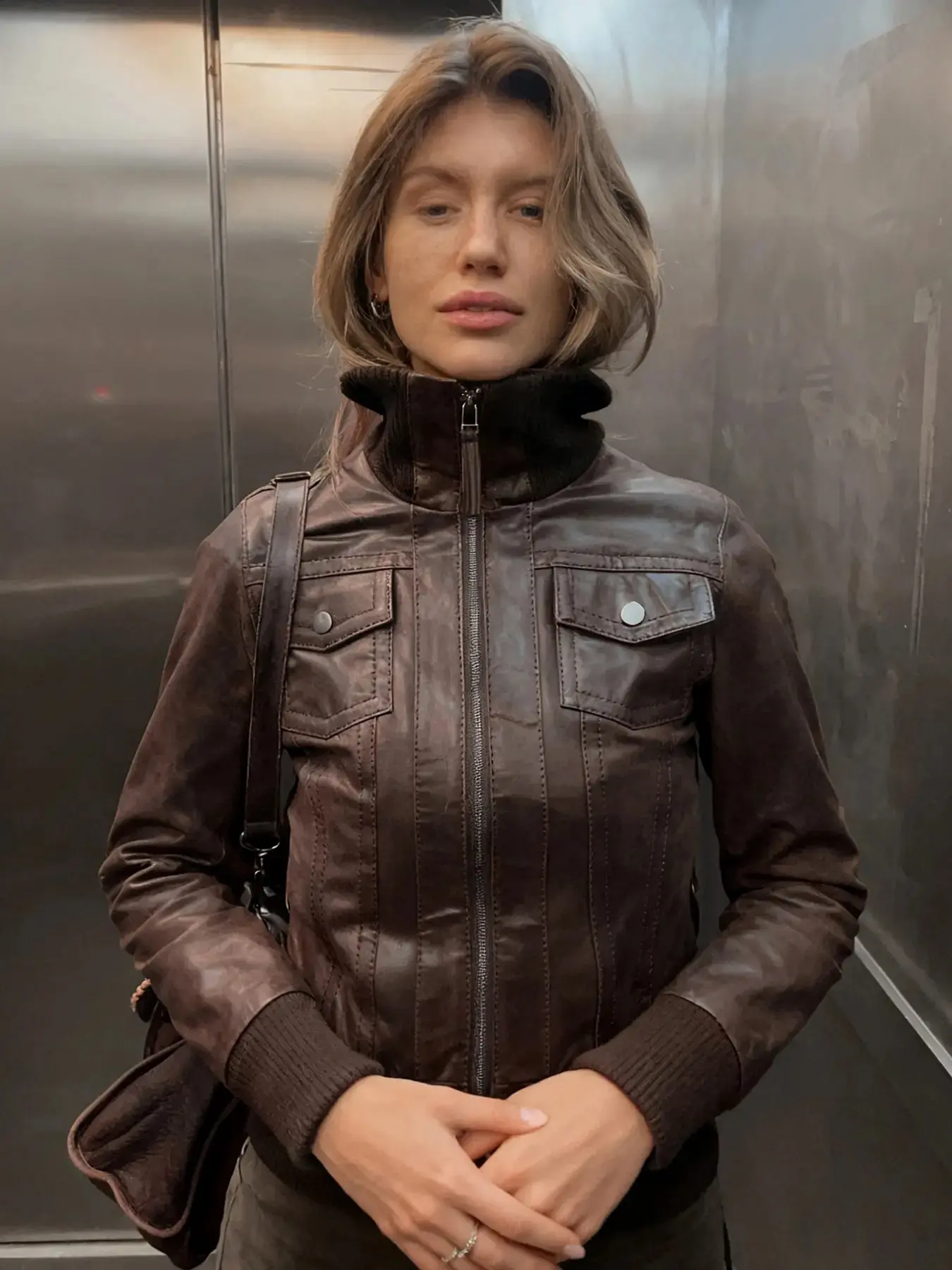 Women's High Neck Turtleneck Zipper Leather Jacket, Long Sleeve Loose Fit Coat, Basic Fall & Winter Casual Street Style Motorcycle Windbreaker Outerwear Casual Fashionable Outerwear