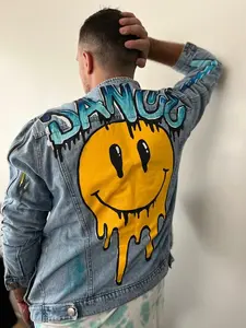 Danger Melting Smiley Face Denim Jacket for Men and Women – Hand-Painted Oversized Jean Jacket with Street Art Graffiti Style – Bold Urban Streetwear Outerwear for Festival and Daily Looks